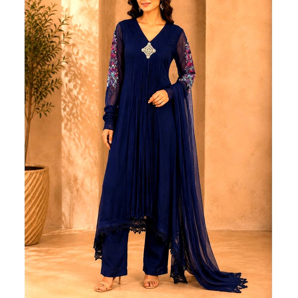 Indian Pakistani Dress NEW Size 4 Blue Embroidered Embellished Wedding Party